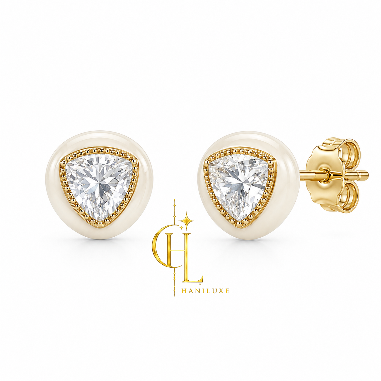 گوشواره میخی مدل مینا کاری کرم با نگین تراش مثلثی استیل
