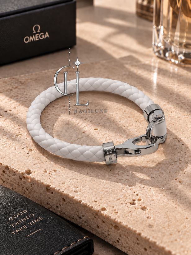دستبند مدل امگا OMEGA بند سیلیکون با مدل قفل اصلی استیل