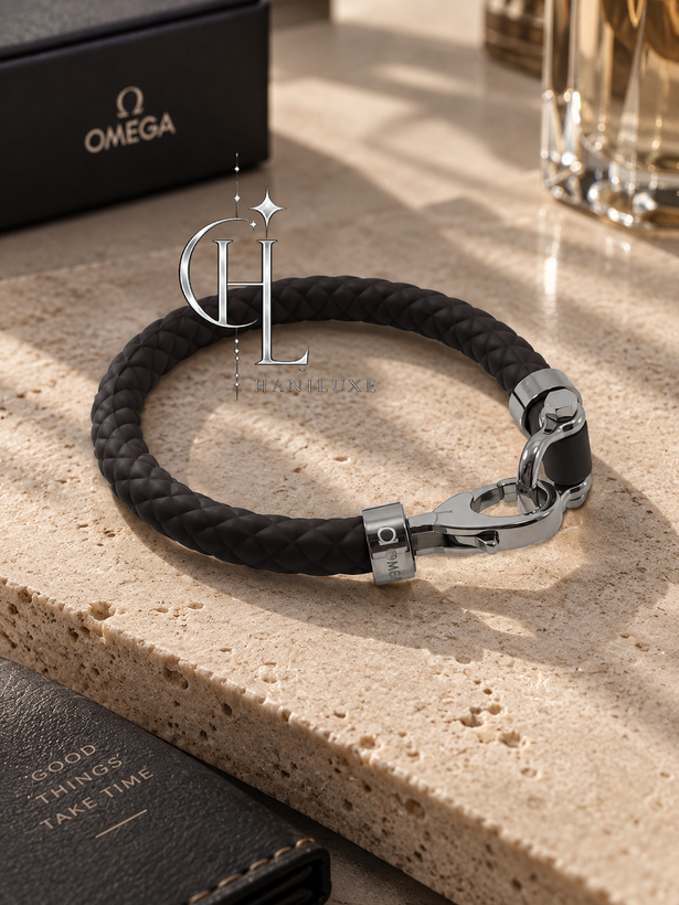 دستبند مدل امگا OMEGA بند سیلیکون با مدل قفل اصلی استیل